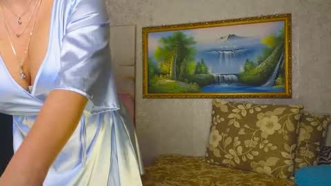 Im a little sick. Ill be back soon. online show from 13, 10, 2025