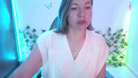 Snapshot of rebbeca09 chatting on 13, 2, 2026 Rebbeca online show from 13, 2, 2026