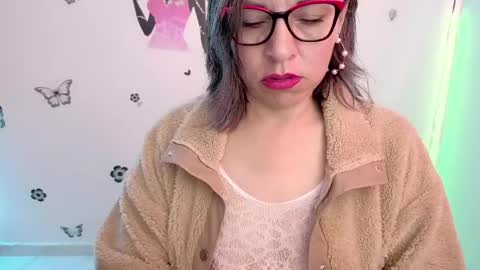 Rebbeca online show from 3, 6, 2026