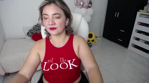 REBECA online show from 1, 2, 2025