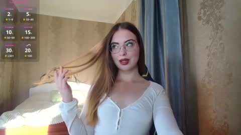 Rebecca online show from 28, 5, 2026