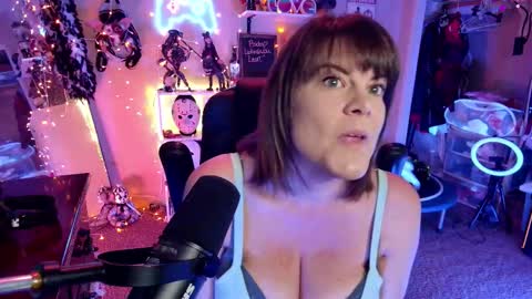 Snapshot of rebeccalovexxx chatting on 17, 2, 2026 Rebecca Love online show from 17, 2, 2026