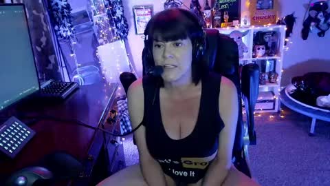 Rebecca Love online show from 9, 4, 2026