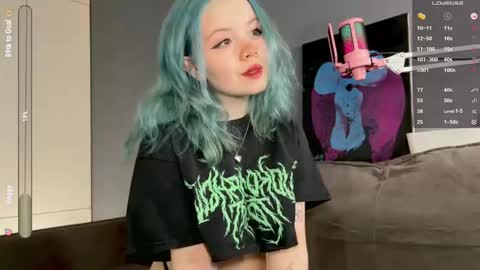 Snapshot of rebeccaniksoon chatting on 12, 2, 2026 Rebecca Nikson online show from 12, 2, 2026