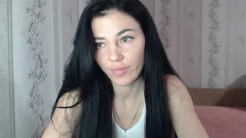 Snapshot of rebeka_08 chatting on 27, 10, 2025 Rebeka 08 online show from 27, 10, 2025