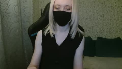 RebesaOlset online show from 25, 12, 2024