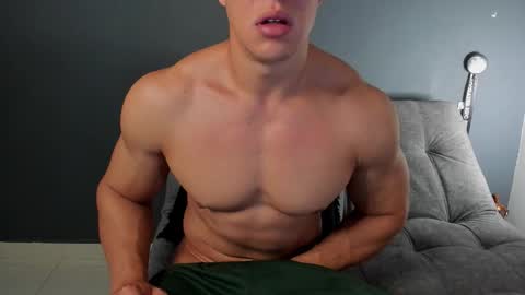 twitter REECET26 instagram RECCETAYLOR online show from 8, 10, 2025