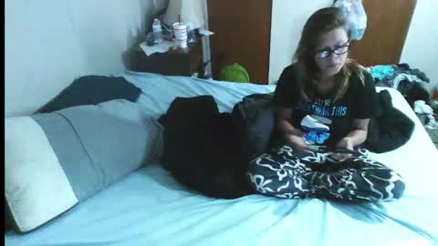 Snapshot of red441756790 chatting on 12, 5, 2026 red441756790 online show from 12, 5, 2026