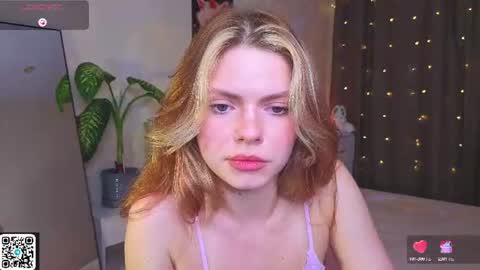 Snapshot of red__candy chatting on 23, 7, 2026 red__candy online show from 23, 7, 2026