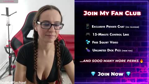 Snapshot of red_hot_rachael chatting on 8, 11, 2025 Red Hot Rachael online show from 8, 11, 2025