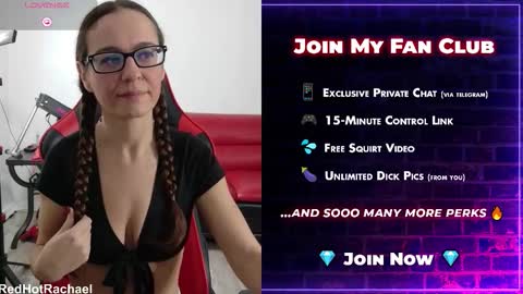 Snapshot of red_hot_rachael chatting on 19, 11, 2025 Red Hot Rachael online show from 19, 11, 2025