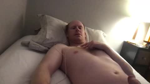 Snapshot of redging91 chatting on 1, 1, 2025 Redging91 online show from 1, 1, 2025