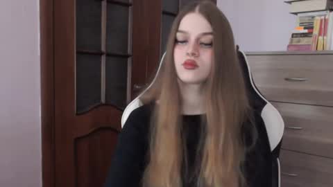 Lily online show from 14, 11, 2025