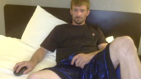 Snapshot of redheadlover828 chatting on 17, 6, 2026 Kevin online show from 17, 6, 2026