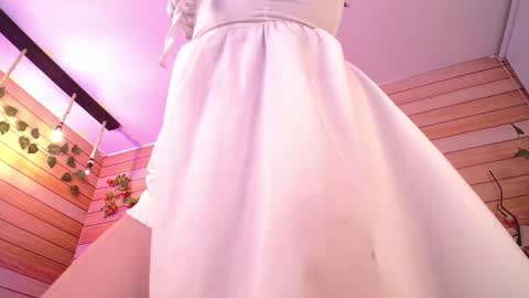 Regina online show from 1, 2, 2025