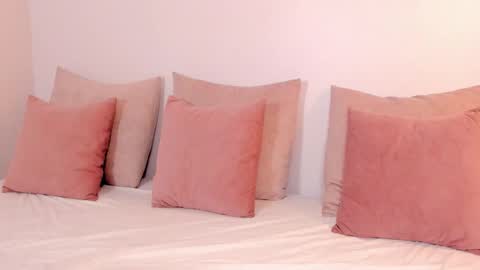 Regina  online show from 6, 11, 2025