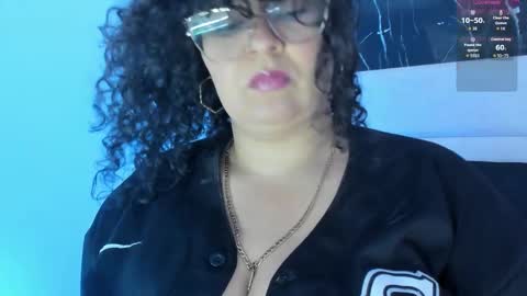 Snapshot of reginavegaa chatting on 15, 1, 2026 reginavegaa online show from 15, 1, 2026