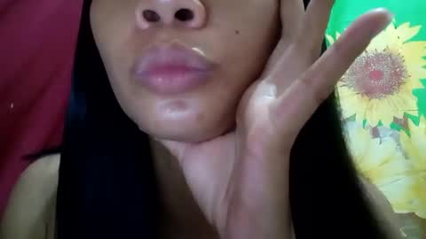 regine24 online show from 20, 1, 2025