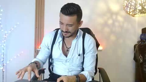   REIKO  online show from 6, 1, 2026