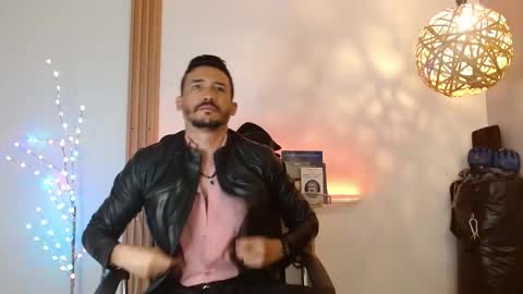   REIKO  online show from 8, 1, 2026