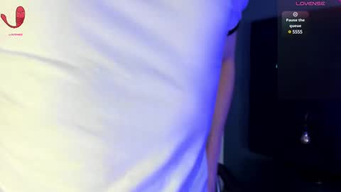 Snapshot of remiblythe chatting on 5, 2, 2025 RemiBlythe online show from 5, 2, 2025