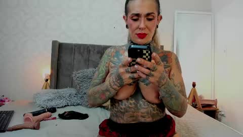 Laura online show from 29, 5, 2026
