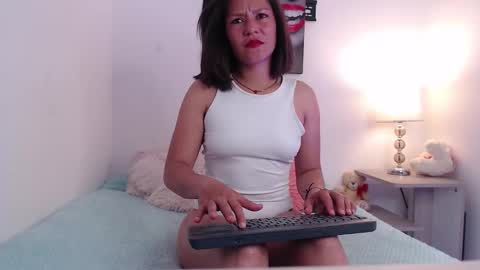 renataj online show from 24, 10, 2025