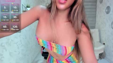 Snapshot of renatareyes chatting on 19, 9, 2025 Renata Reyes online show from 19, 9, 2025