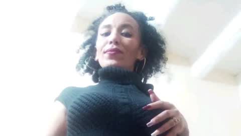 Renatta online show from 1, 3, 2025