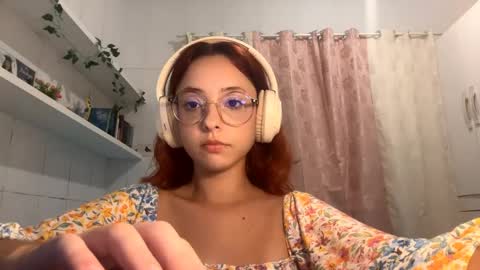 Snapshot of renaygelvin chatting on 3, 4, 2026 renaygelvin online show from 3, 4, 2026