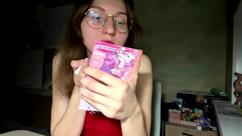 Mia online show from 10, 4, 2026