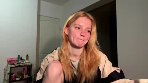 Snapshot of rendabecnel chatting on 15, 4, 2026 Tiffany online show from 15, 4, 2026