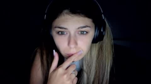 renee_loah online show from 1, 6, 2026