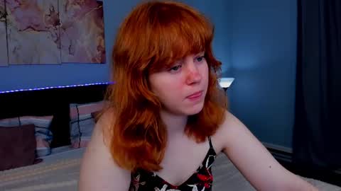Snapshot of reneefoxy_ chatting on 16, 6, 2026 reneefoxy_ online show from 16, 6, 2026