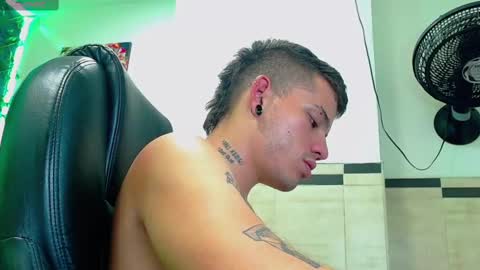 R E N E  online show from 20, 2, 2025