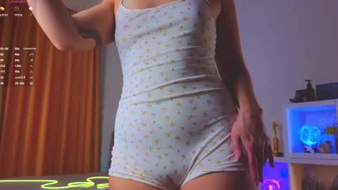 renochka online show from 9, 10, 2025