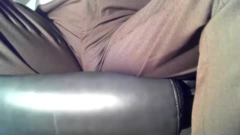 Snapshot of respectfullyyours69 chatting on 17, 2, 2025 RespectfullyYours69 online show from 17, 2, 2025