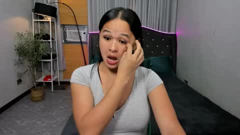 Snapshot of rex_bree chatting on 23, 5, 2026 rex_bree online show from 23, 5, 2026