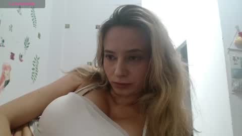Snapshot of rexxa_flower chatting on 28, 7, 2026 Rexxa online show from 28, 7, 2026