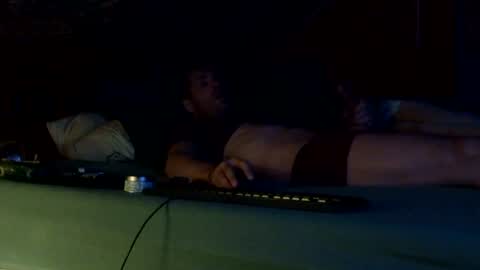 Snapshot of rhumgom40 chatting on 8, 12, 2024 rhumgom40 online show from 8, 12, 2024