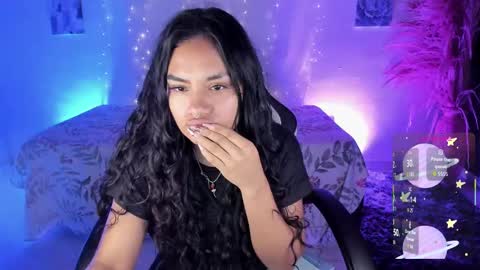 Snapshot of riana_kean chatting on 24, 11, 2025 RianaK online show from 24, 11, 2025