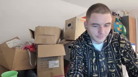 Snapshot of rich_richard567 chatting on 6, 3, 2025 rich_richard567 online show from 6, 3, 2025