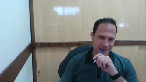 Snapshot of rick503835 chatting on 17, 11, 2025 Rick Arian online show from 17, 11, 2025