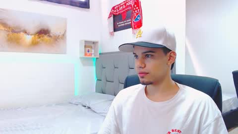 Snapshot of rickii_hot chatting on 27, 2, 2026 Ricki online show from 27, 2, 2026