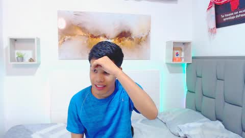 Snapshot of rickii_hot chatting on 31, 3, 2026 Ricki online show from 31, 3, 2026