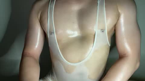 Snapshot of rickman5508542 chatting on 15, 5, 2026 R online show from 15, 5, 2026