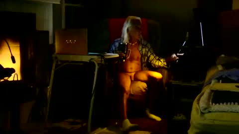 Snapshot of ricks4fun chatting on 3, 6, 2026 PINK HOLE TWINK online show from 3, 6, 2026