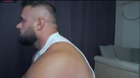 Snapshot of rickymiami1 chatting on 19, 7, 2026 rickymiami1 online show from 19, 7, 2026