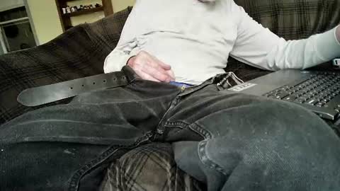 Snapshot of rico_y_suave_4u chatting on 27, 6, 2026 Easy if yun are good see my pics online show from 27, 6, 2026
