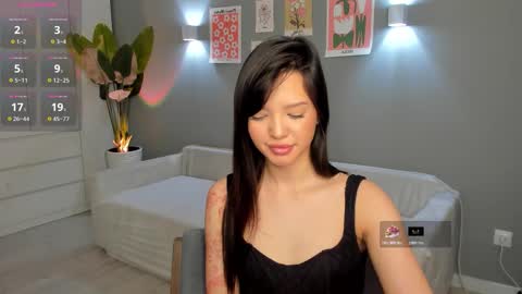 Riko Asada online show from 12, 11, 2025